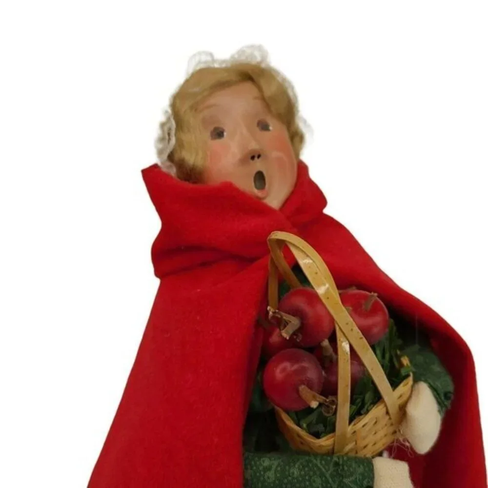 Byers‎ Choice Carolers Ltd Williamsburg 2001 Christmas Lady Apples Red Cape READ